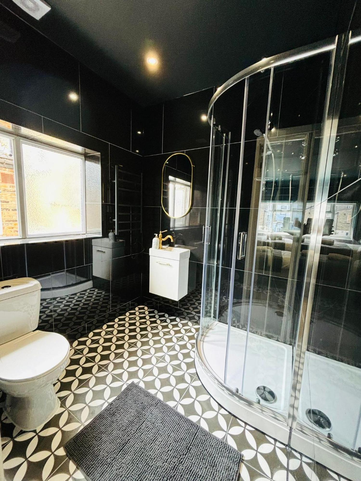 London 31 Central Studio, Ideal For Tourists Top Locations Екстериор снимка